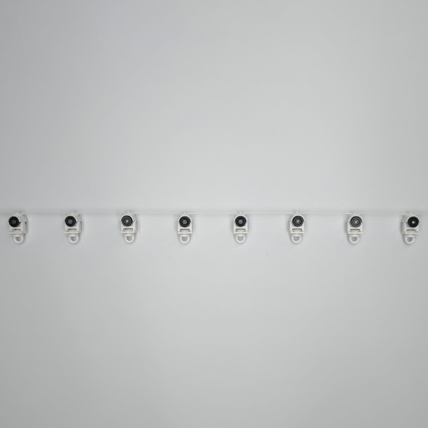 Curtain Wave Fold 54mm Wheel Motor Runner White