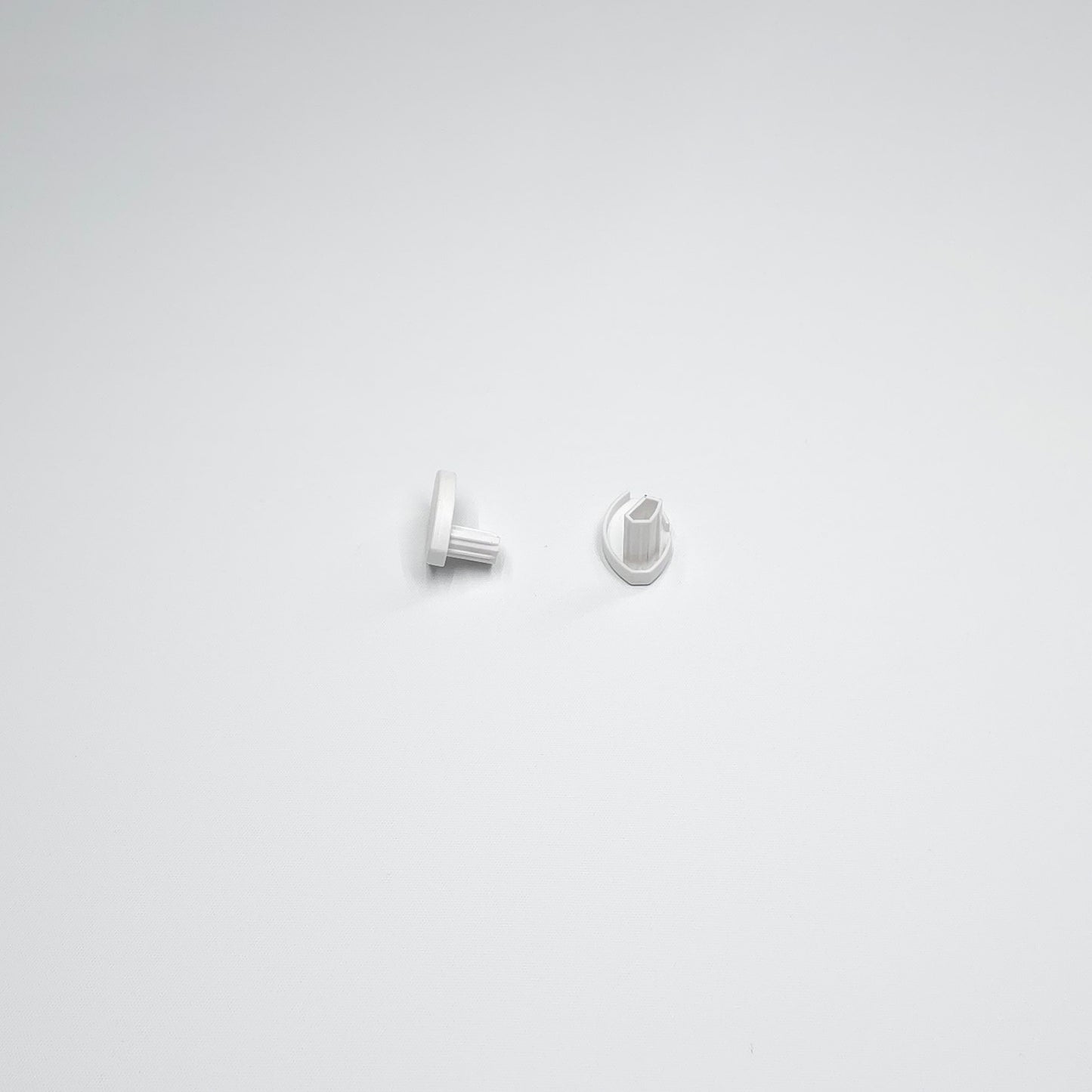 Roller Oval Bottom Bar End Cap White
