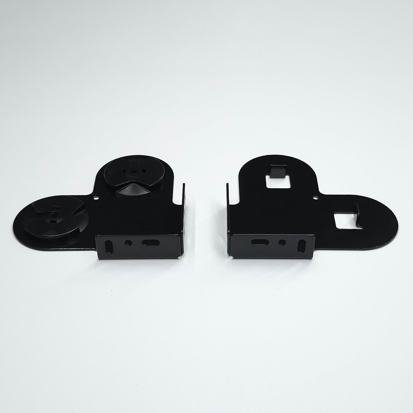 Roller RB08 DB Square-X Bracket Black