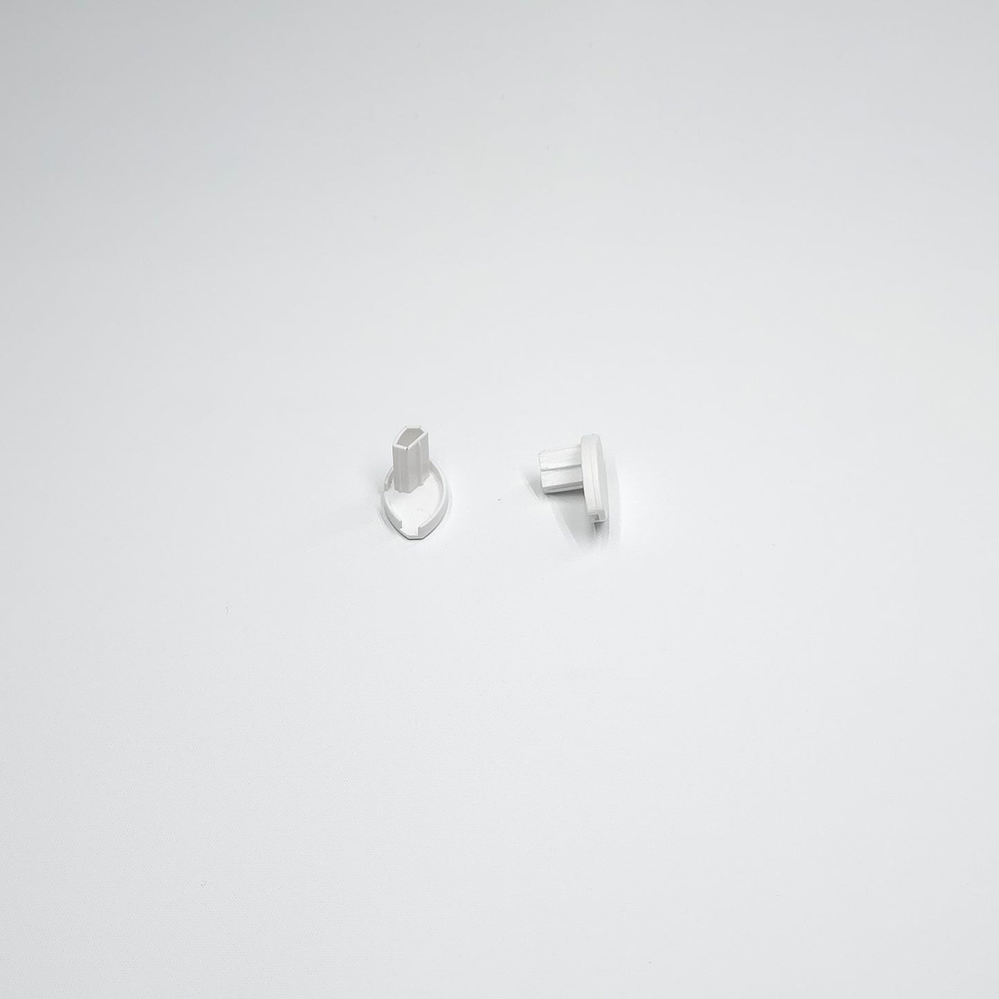 Roller Oval Bottom Bar End Cap White