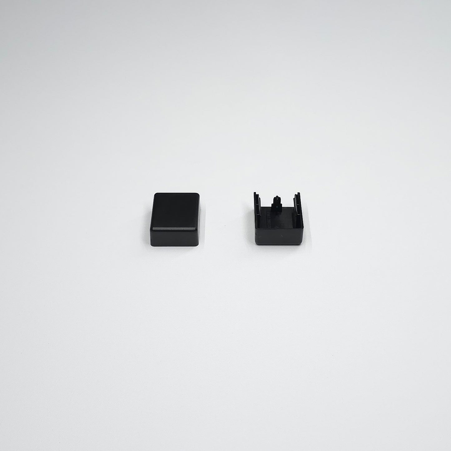 Curtain Standard TOP Bracket Cover Black